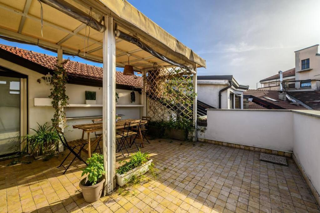 Apartamento Buenos Aires' Nest - 10 Minutes From Duomo With Terrace Milán Exterior foto