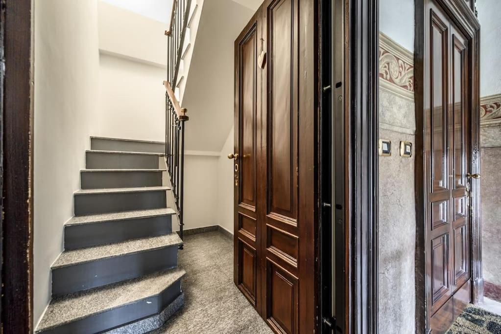 Apartamento Buenos Aires' Nest - 10 Minutes From Duomo With Terrace Milán Exterior foto