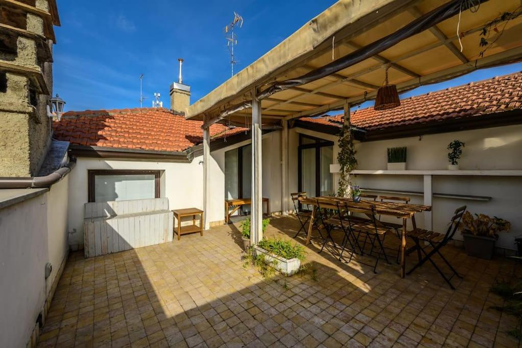 Apartamento Buenos Aires' Nest - 10 Minutes From Duomo With Terrace Milán Exterior foto