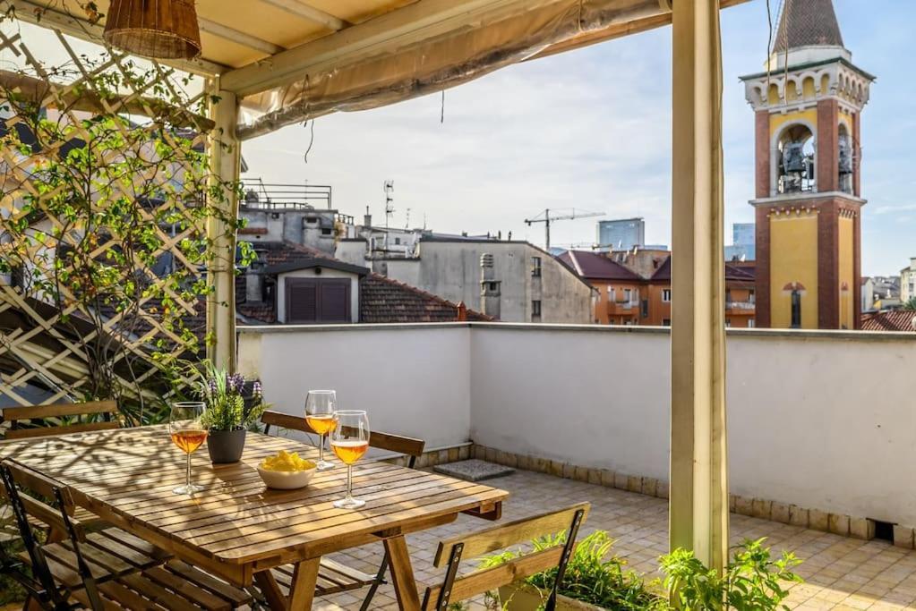 Apartamento Buenos Aires' Nest - 10 Minutes From Duomo With Terrace Milán Exterior foto