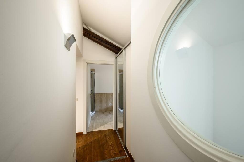 Apartamento Buenos Aires' Nest - 10 Minutes From Duomo With Terrace Milán Exterior foto