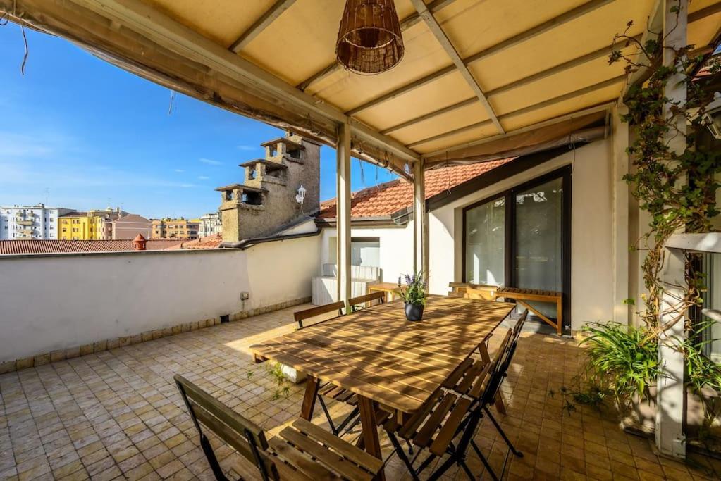Apartamento Buenos Aires' Nest - 10 Minutes From Duomo With Terrace Milán Exterior foto